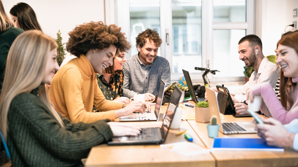 Coworking e Produtividade: Como o Ambiente Certo Transforma Seu Dia de Trabalho